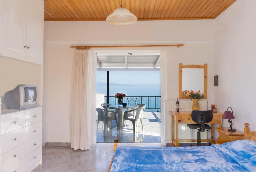 Arvanitakis Studios Tragaki Exterior foto